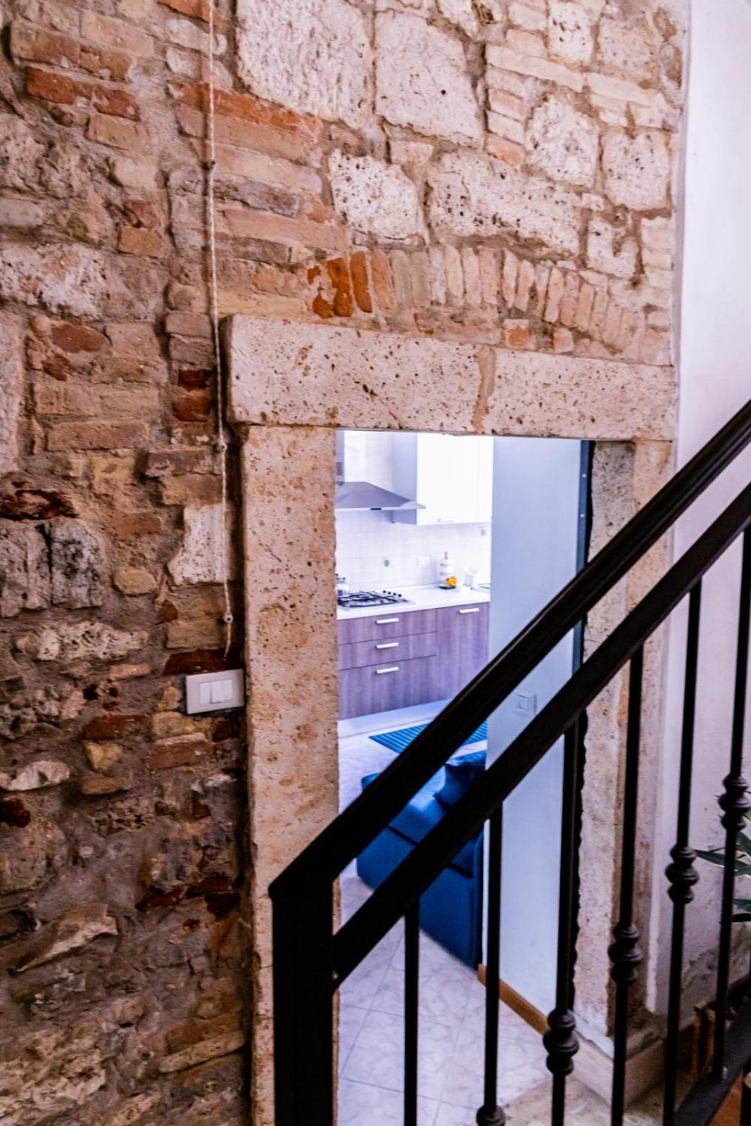 La Rua Apartment Ascoli Piceno Bagian luar foto