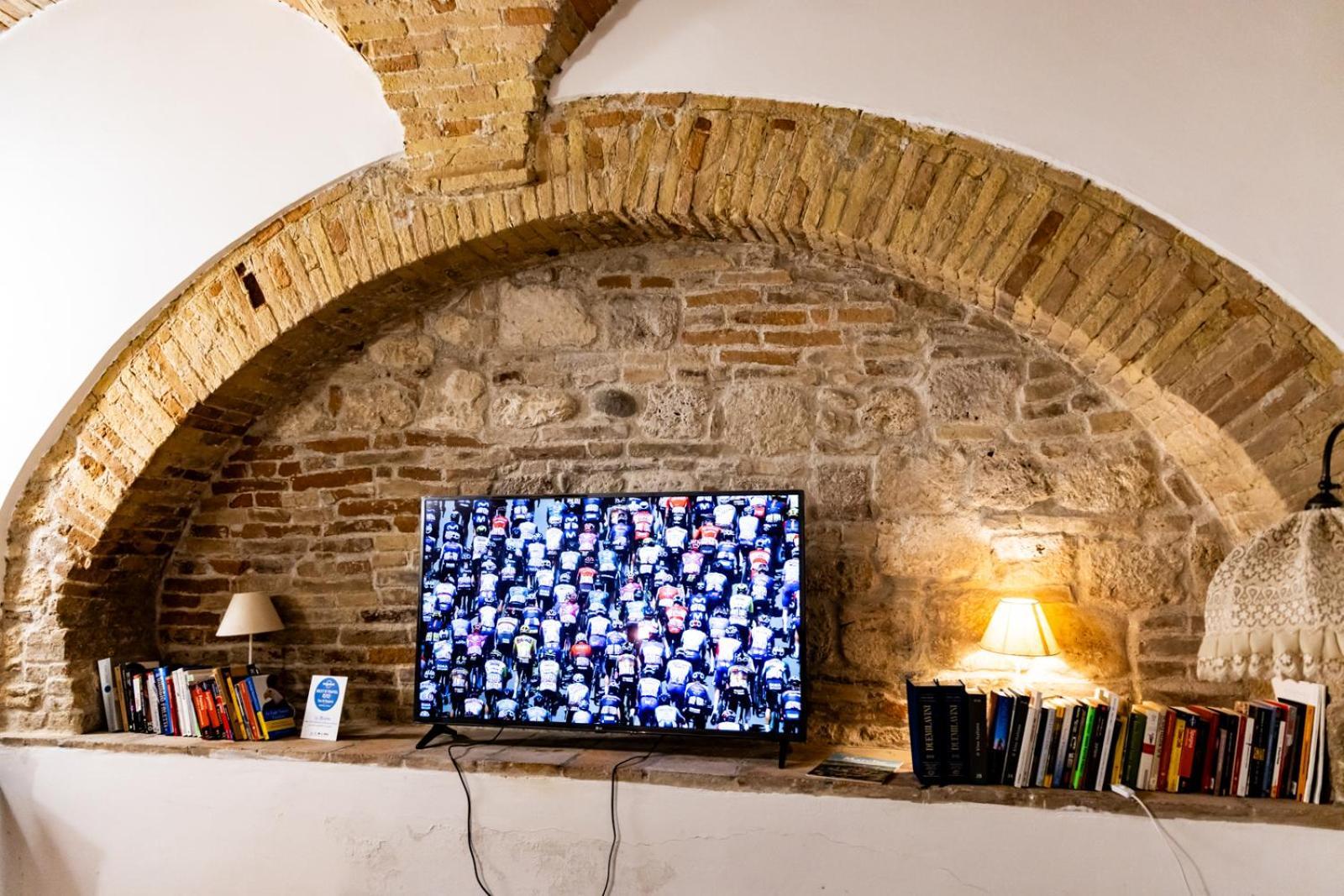 La Rua Apartment Ascoli Piceno Bagian luar foto