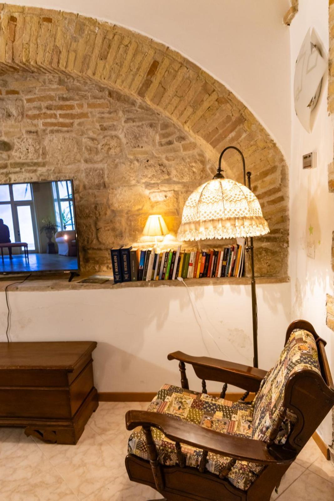 La Rua Apartment Ascoli Piceno Bagian luar foto