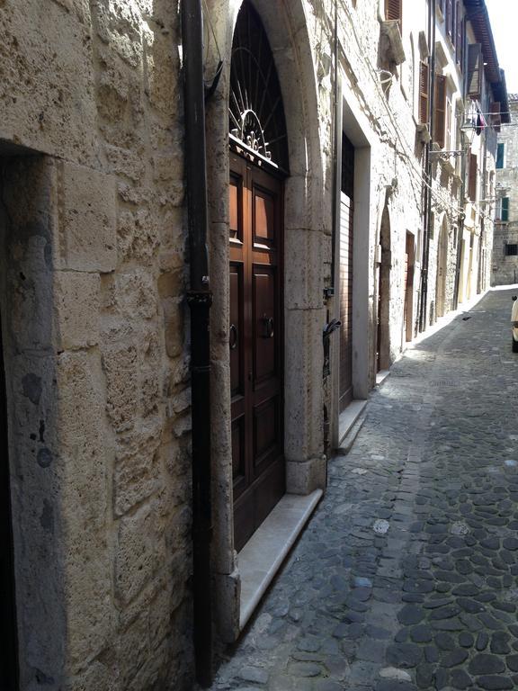 La Rua Apartment Ascoli Piceno Bagian luar foto